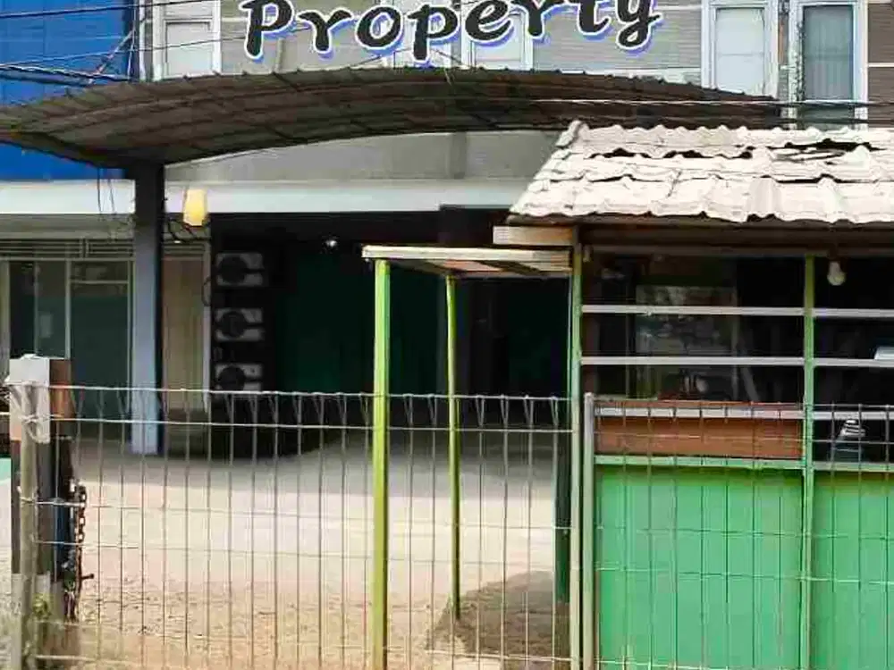Di Jual Cepat 2 Ruko Gandeng,Harga di Bawah Pasaran, Lokasi strategis di Pekayon Jaya, Bekasi Selatan, Kota Bekasi.