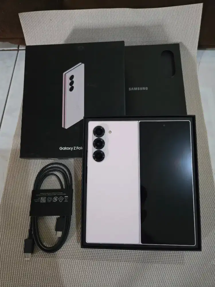 SAMSUNG Z Fold 6 12/256 GB