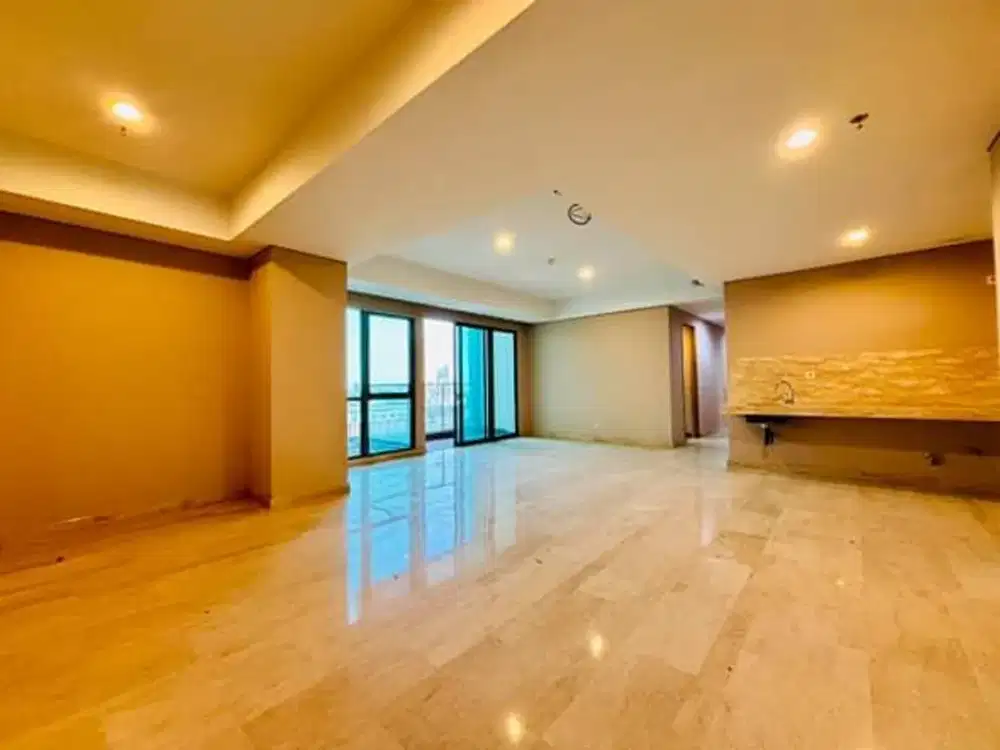 Holland Village 4BR 175M2 Pet Friendly  Private Lift Cempaka Putih Transmart