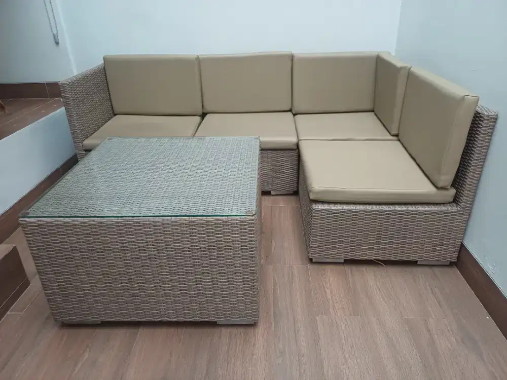 Kursi meja rotan