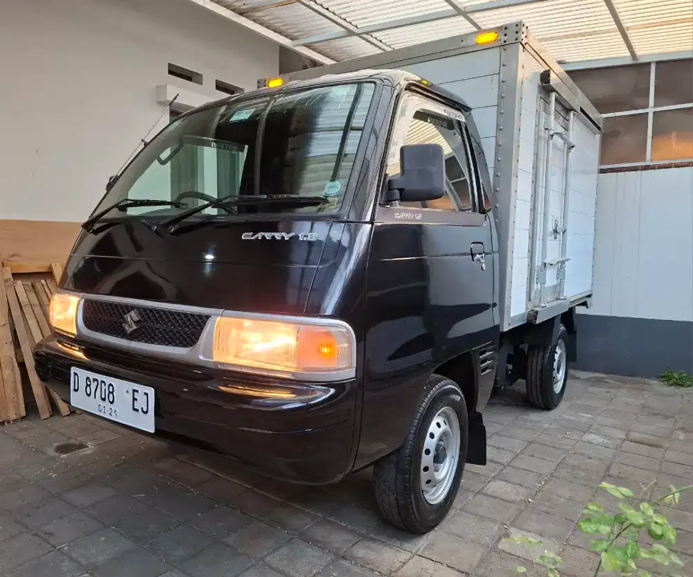 SUZUKI CARRY FUTURA 1.5 BOX Injeksi Mulus