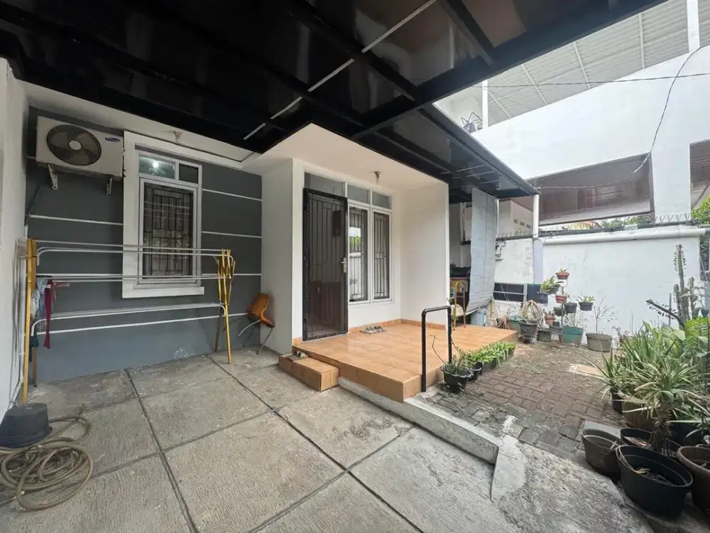 DIJUAL RUMAH TERAWAT DI KEMANG PRATAMA V BEKASI
