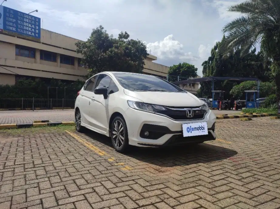 DP 9, JT Honda Jazz 1.5 RS Bensin-MT Putih 2019