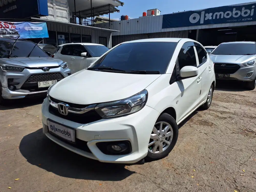 LOW DP Honda Brio Satya 1.2 E Bensin-AT 2019 SHD
