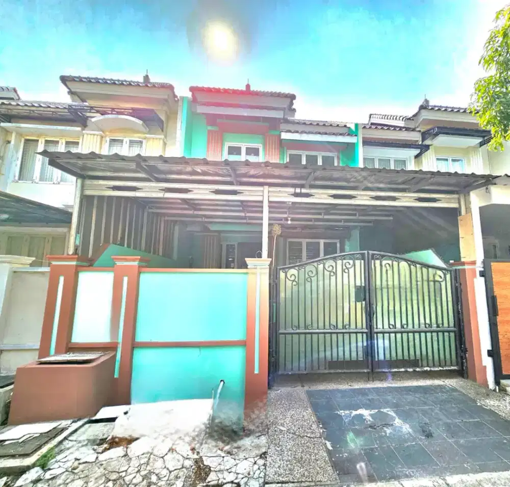 Dijual rumah tingkat royal resident jakarta timur harga murah