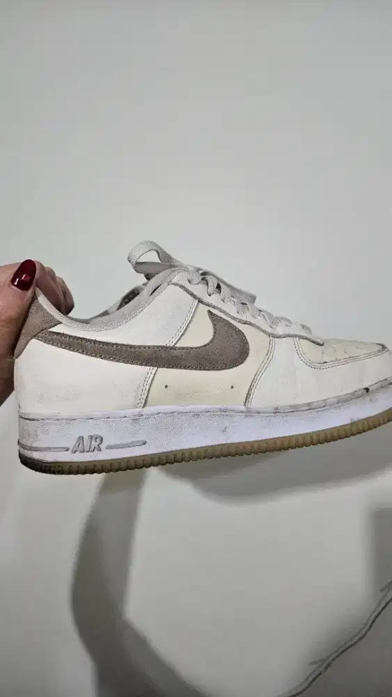 41 - SECOND AIR FORCE 1'07 COCONUT MILK