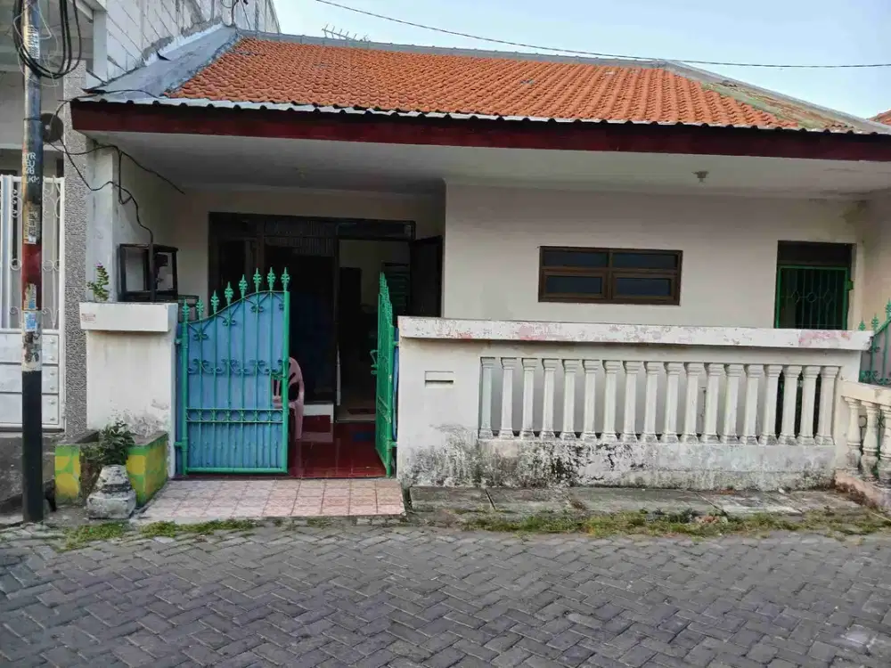 Dijual Rumah Siap Huni di Karang Empat Surabaya Timur