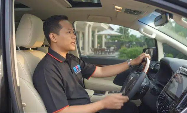 Supir harian dan bulanan