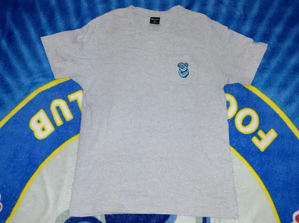 Tshirt/ Kaos Pocket Disney x Pixar Monster Inc