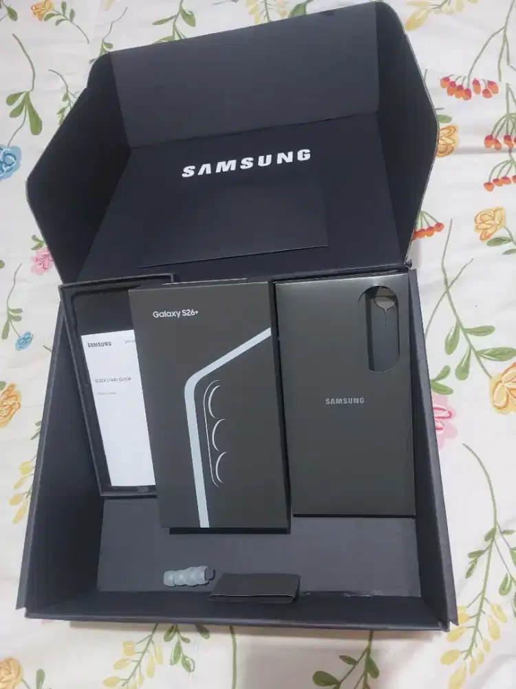 Like a new Samsung S26 +