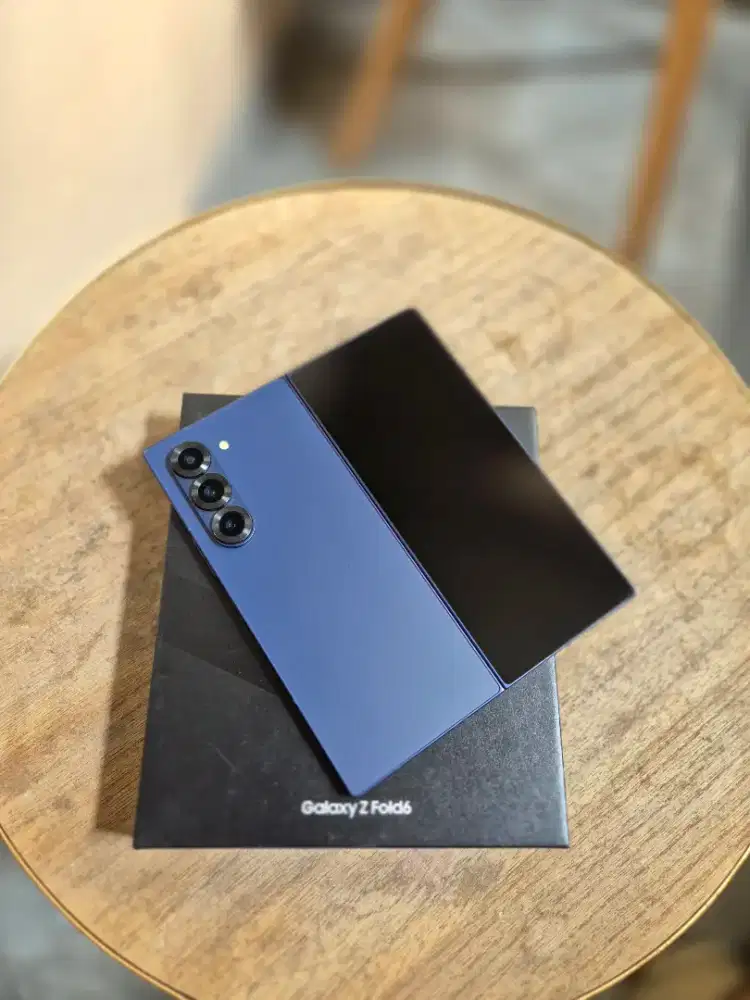 Samsung Z Fold 6 12/512GB Sein Resmi Blue Lengkap