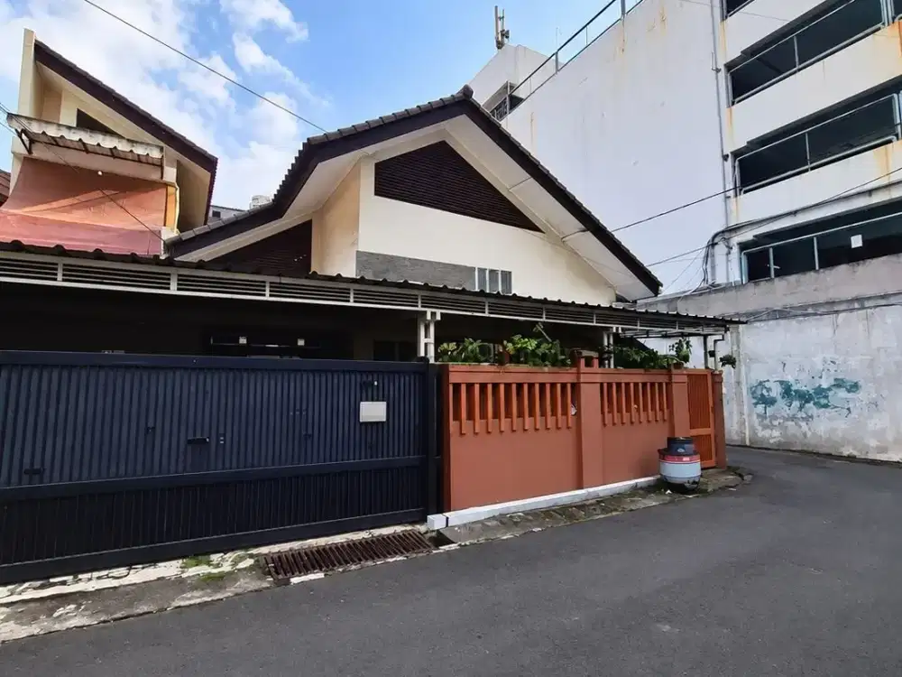 Rumah Murah Strategis Cocok Untuk Kostan di Kebon Jeruk Jakarta Barat