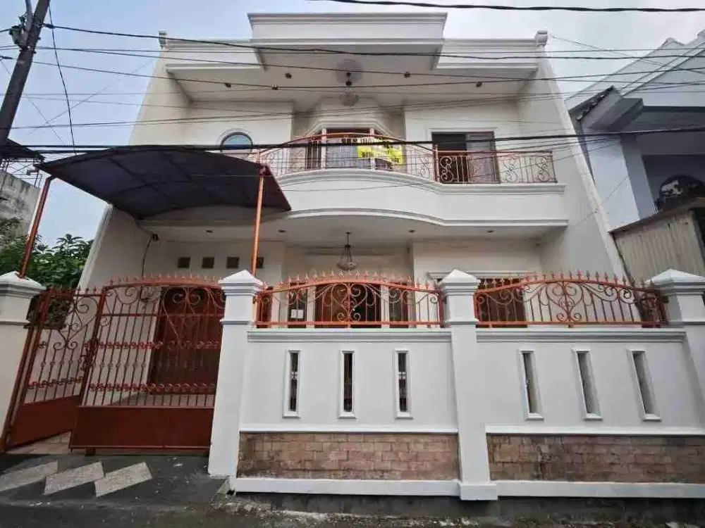 Rumah 2 Lantai di Cawang Cempedak, Cipinang Jakarta Timur