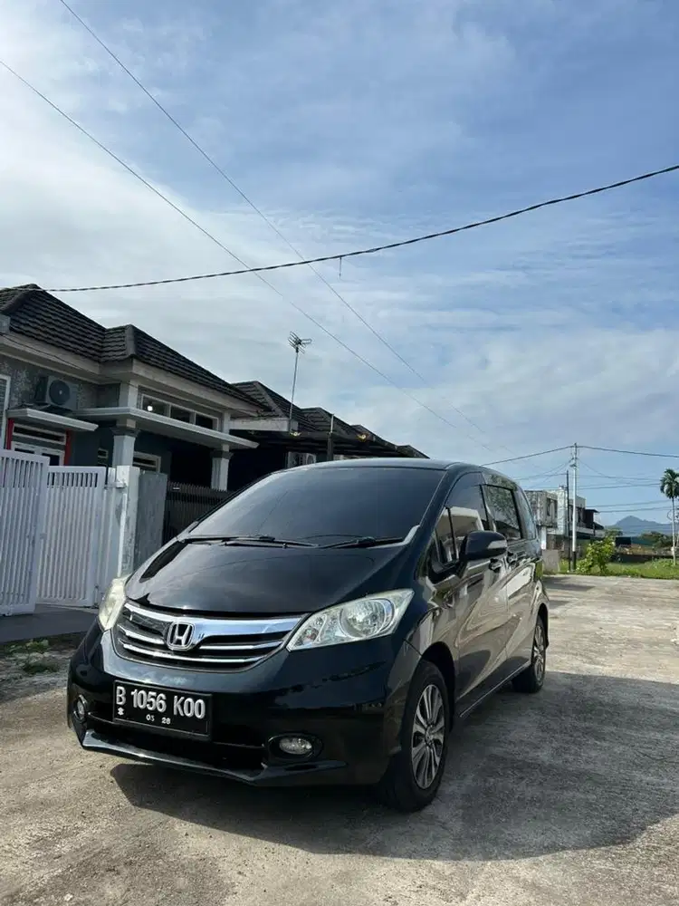 For sale FREED PSD tahun 2013 automatic