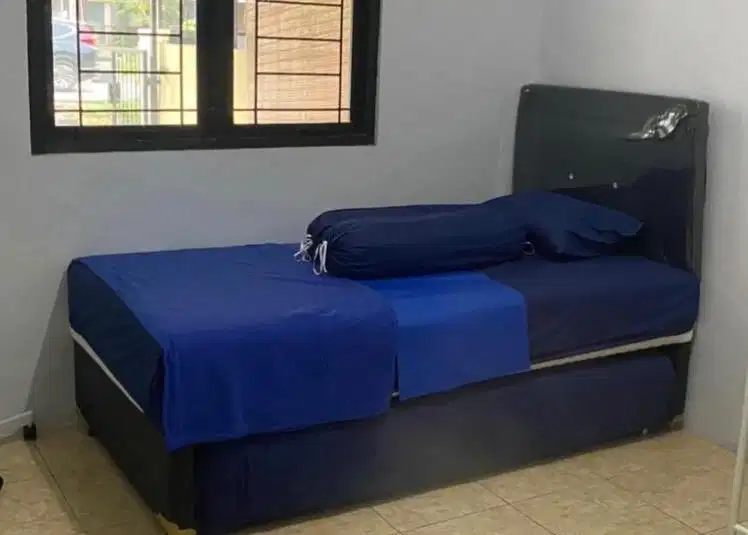 Kasur single 2 Tingkat atas bawah