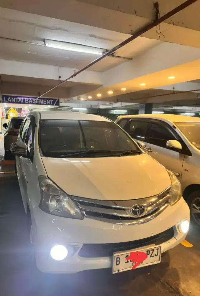 Toyota Avanza G 2013 Automatic Dual Airbags PUTIH