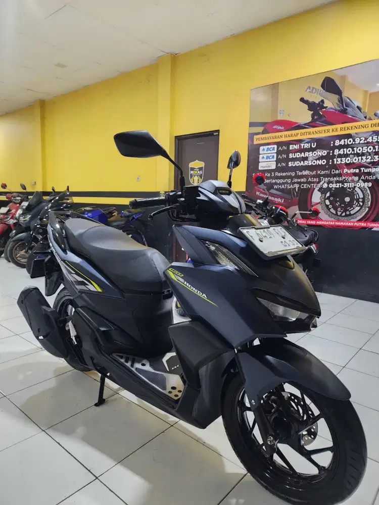 VARIO 160 CBS TAHUN 2025 KM LOW