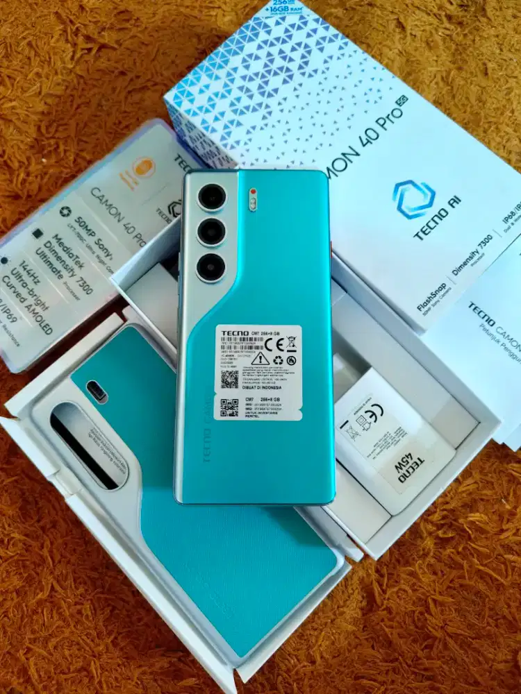 TECNO CAMON 40 PRO 5G ( 8/256 )