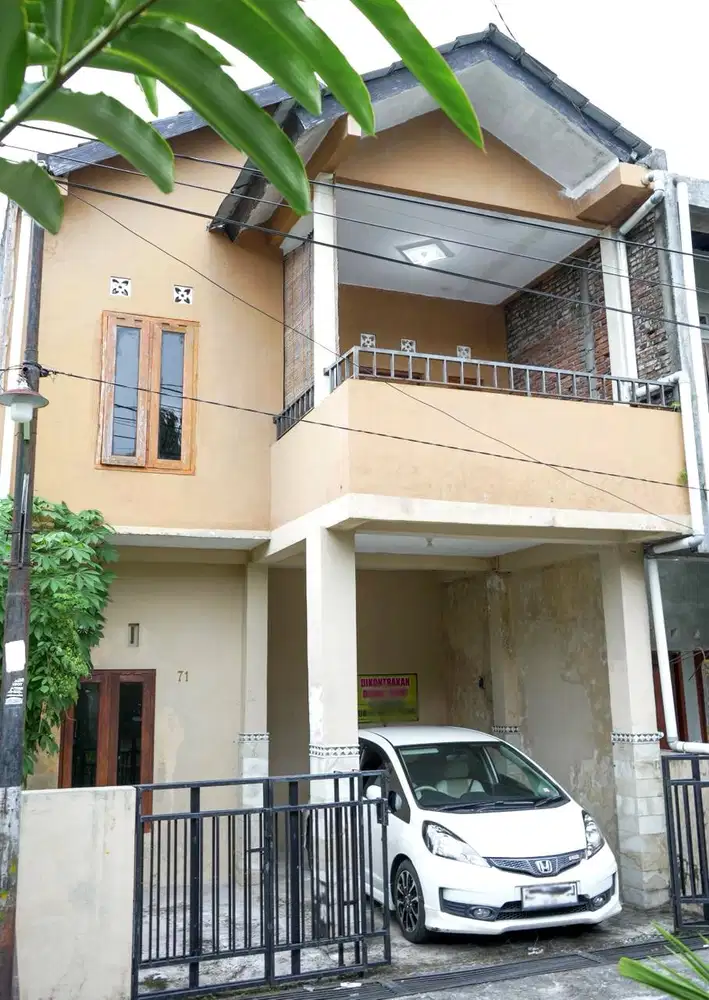 Rumah 2 Lantai Murah di Guwosari Pajangan