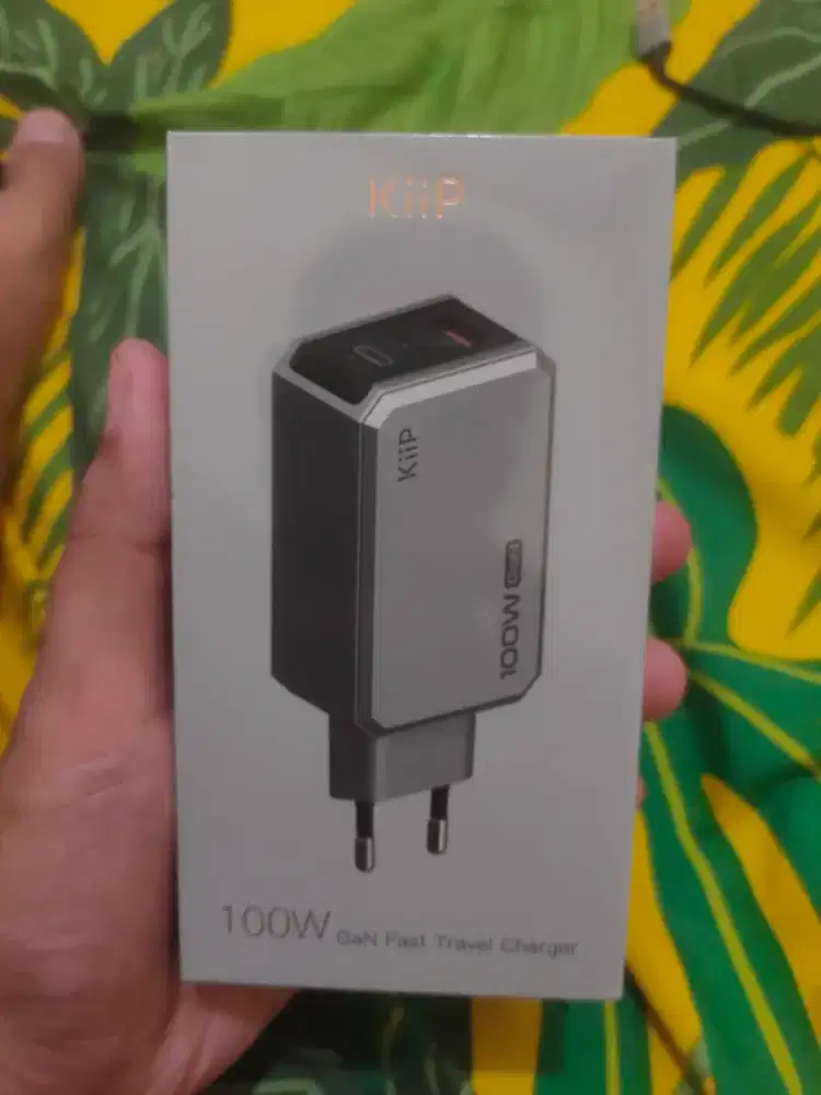 KiiP C101E GaN Fast Travel Charger 100W