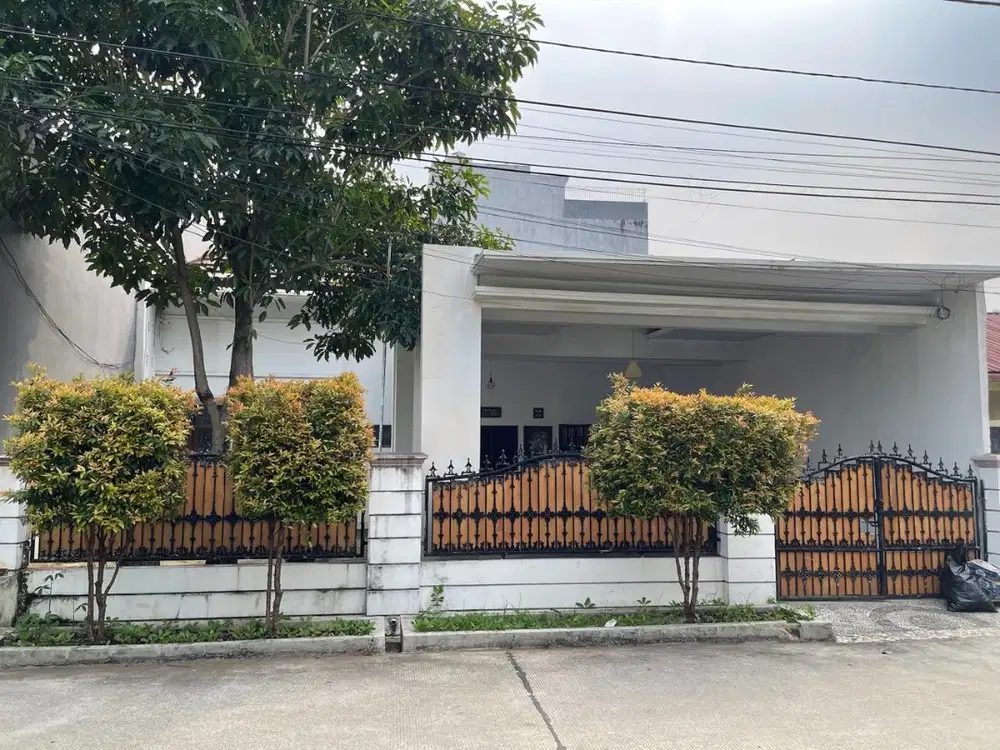Disewakan Rumah 2 Lantai Mewah Full Marmer Cocok Hunian & Kantor