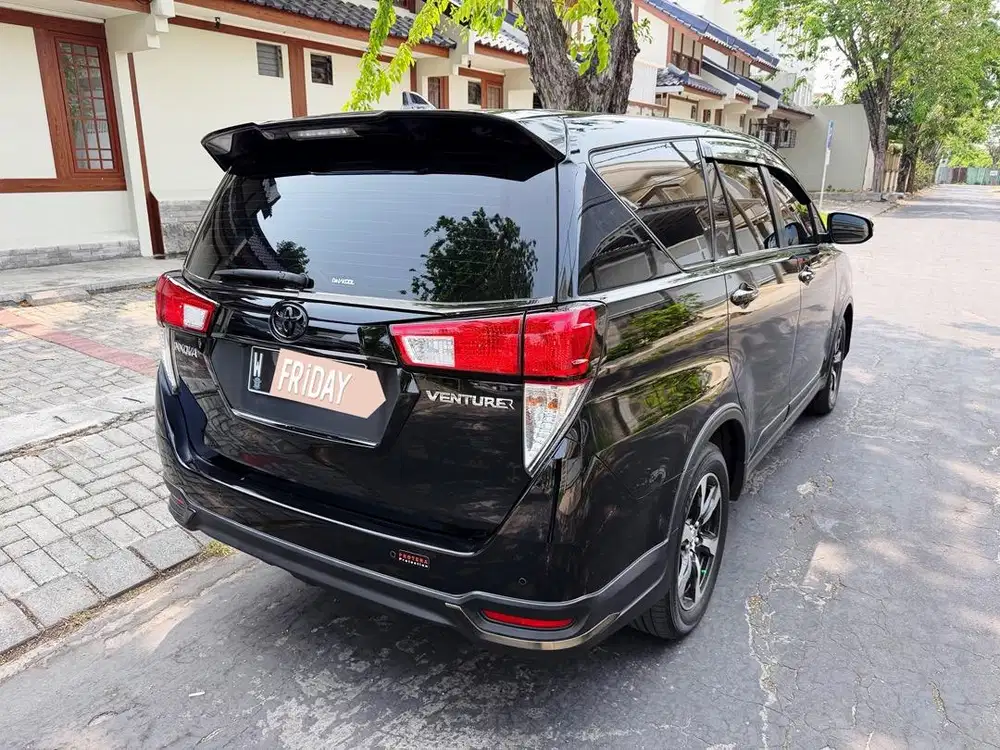 CAT ORIGINAL 100% INNOVA VENTURER DIESEL MATIC 2022 PERFECT x pajero