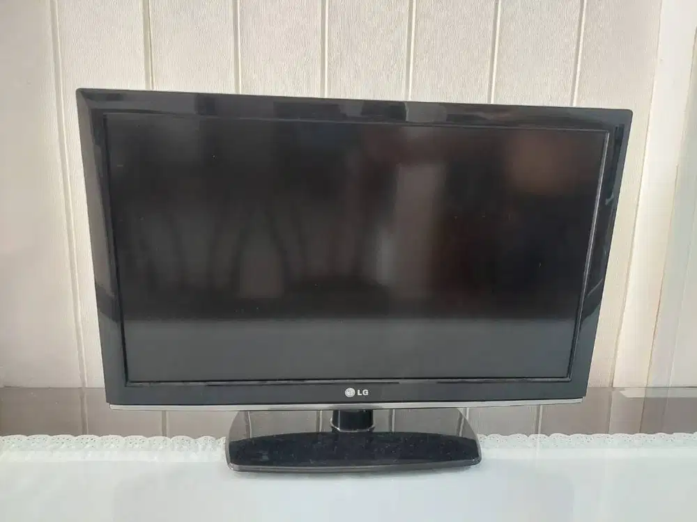 FOR SALE TV LG LCD
