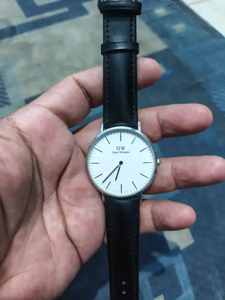 jam tangan Daniel Wellington original