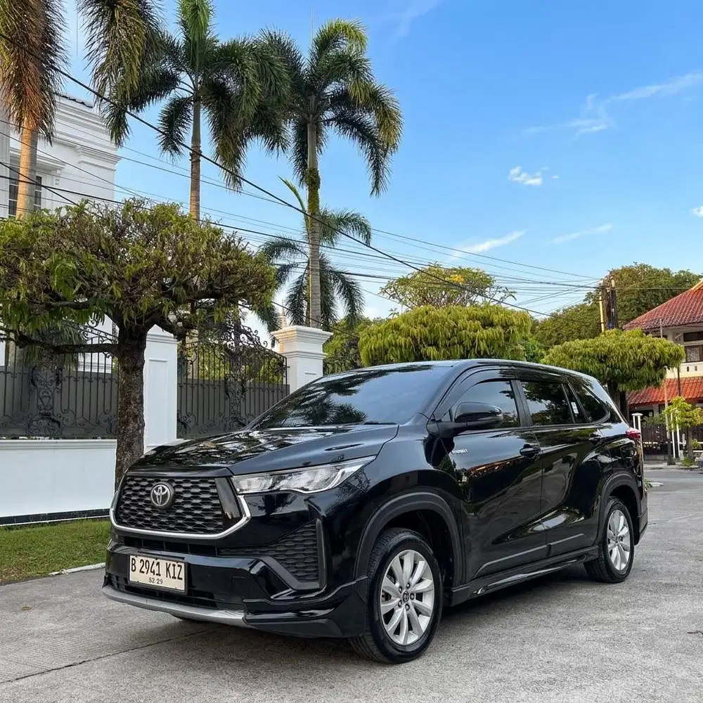 Innova zenix hybrid v modelista 2023 (dp 50 jt)
