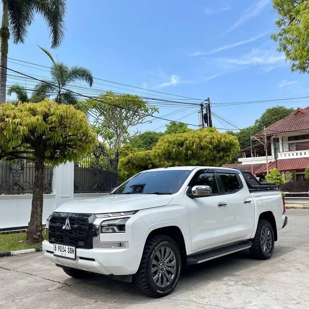 Triton ultimate 4x4 2025 istimewa