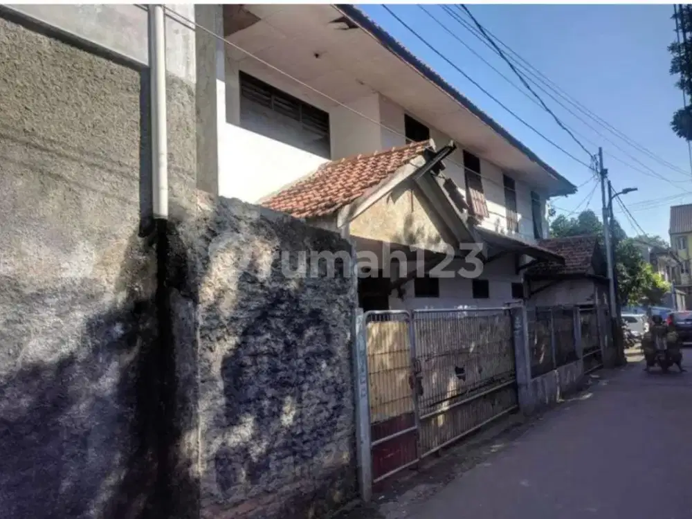 Dijual Rumah Kost 2 Lantai, 12 Kamar Tidur di Radio Dalam, Jakarta Selatan