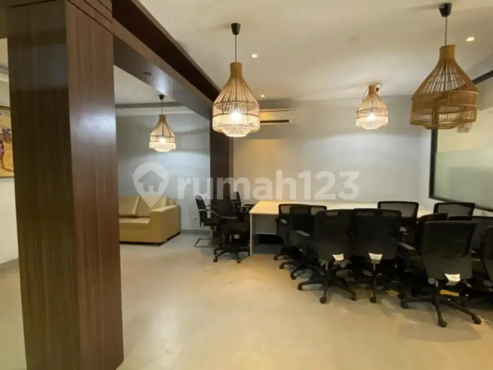 Rumah Sudah Renovasi di Sektor 1.4 Griya Loka BSD, Tangerang Selatan