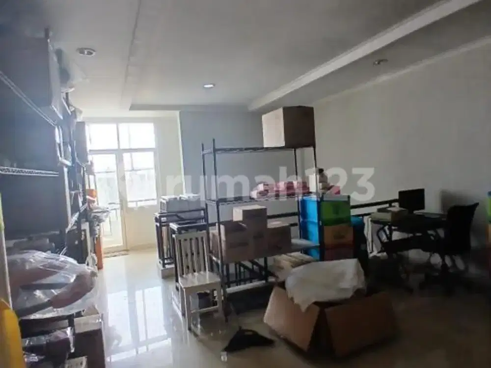 Dijual Ruko 3 Lantai di Jalan Boulevard Gading Serpong, Tangerang