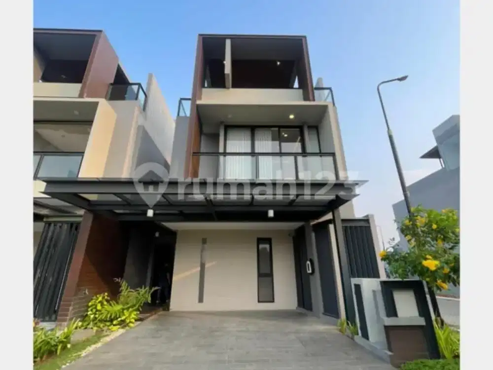 Dijual Rumah Cantik 3 Lantai South Tresior Metland Puri