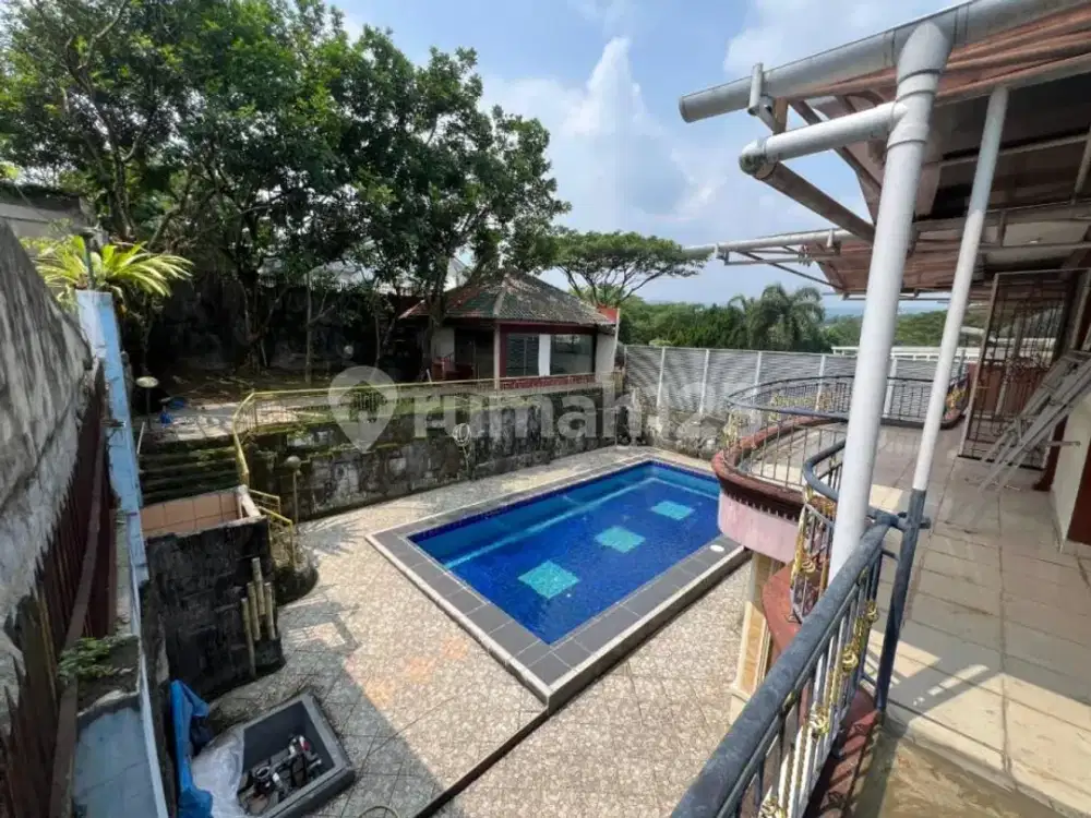 Dijual Rumah Pemandangan Indah di Sentul City - Mediteranian Golf Hijau Raya