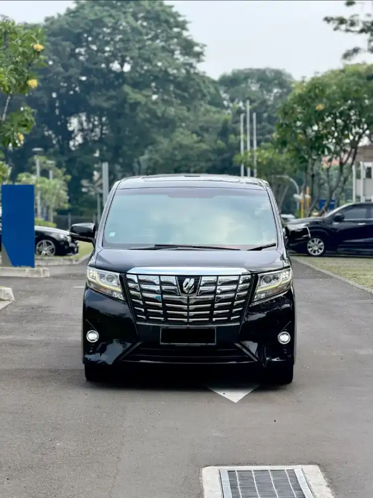 Toyota
All New Alphard 
3.5 V6 Q EXECUTIVE LOUNGE