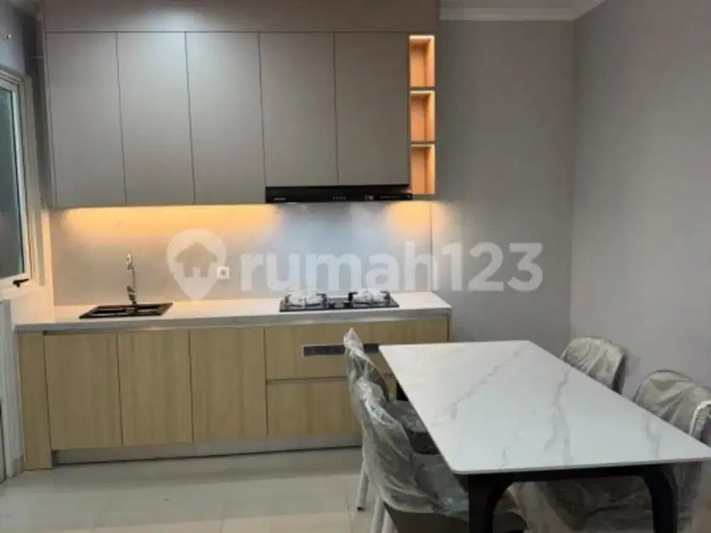 Rumah Full Furnished di Cluster Thomson Gading Serpong, Tangerang