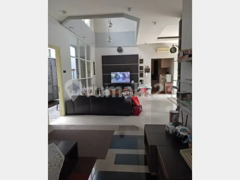 Dijual Rumah Siap Huni Cantik Steregis Elegan Puspita Loka BSD