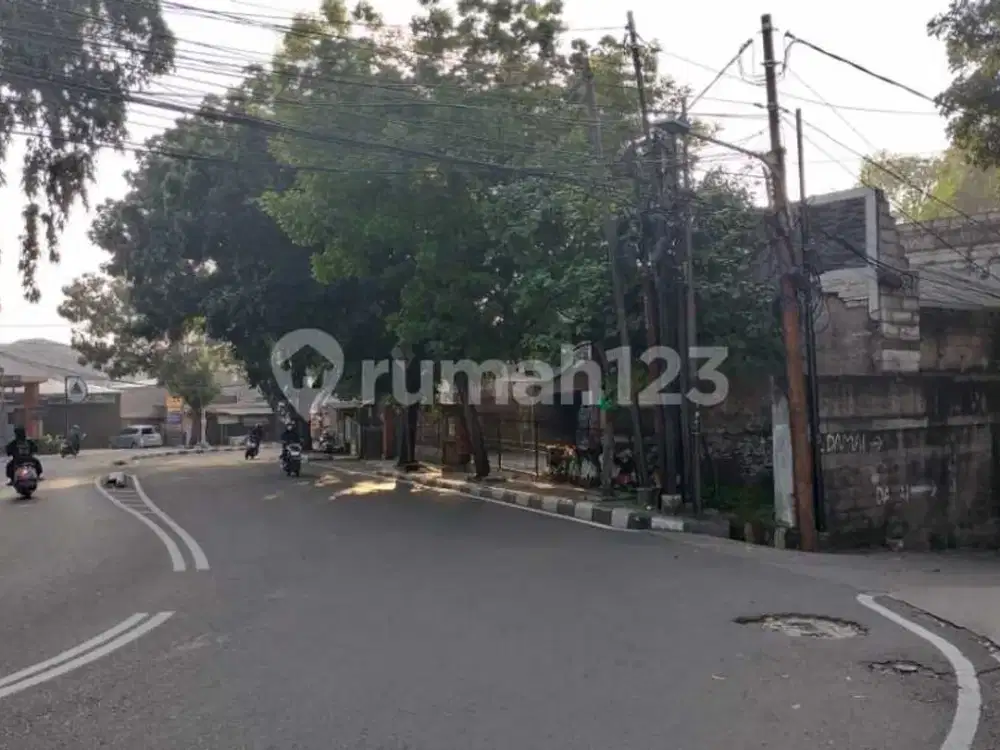 Kavling dengan Lokasi Strategis Daerah Komersil di Bintaro Jaksel