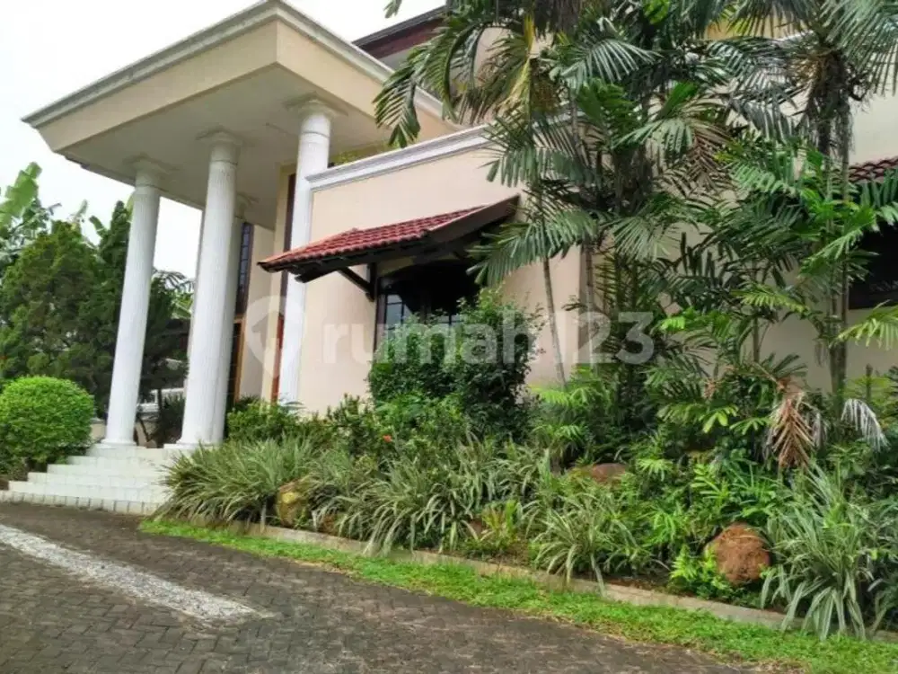 Dijual Rumah Cantik Classic Modern Style di Bukit Golf Pondok Indah