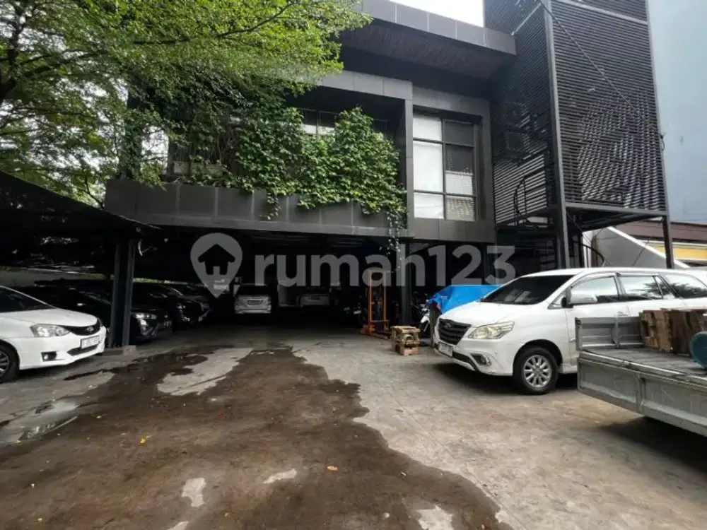 Dijual Ruang Usaha Hook di Jalan Rajawali Kemayoran