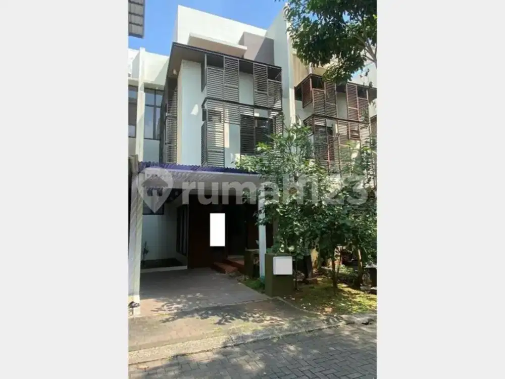 Rumah Rapi 3 Lantai Cluster Whelford Greenwich BSD