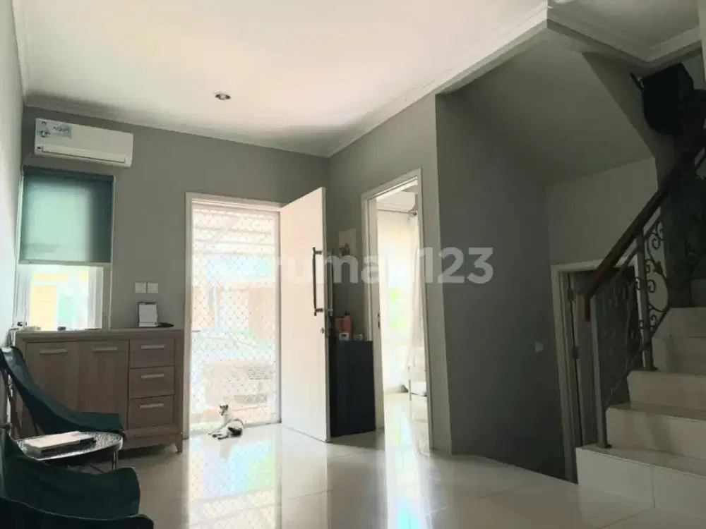 Rumah Semi Furnished 2 Lantai Legalitas SHM di Gading Serpong