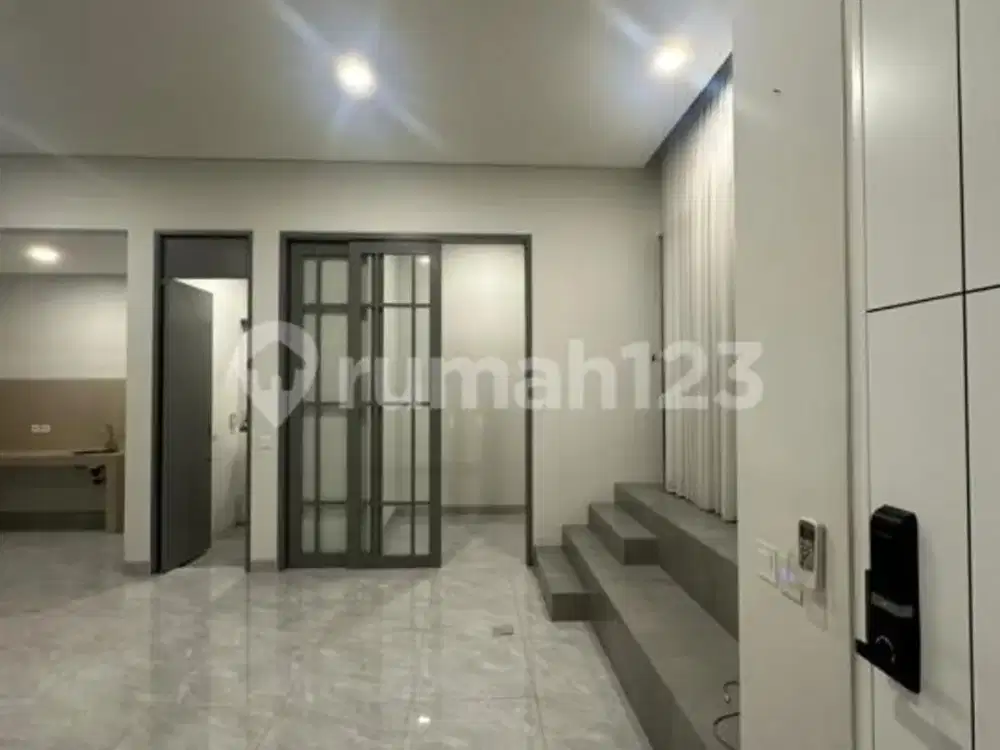 Rumah 2 Lantai Semi Furnished 4 Unit AC Dekat Aeon Mall BSD
