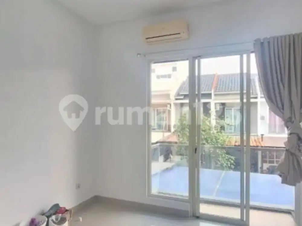 Rumah 3 Kamar SHM Unfurnished Siap Huni Dekat Plaza BSD Tangsel