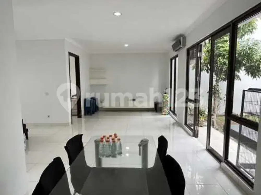 Rumah Baru Renovasi Rapi 3 Kamar Hadap Utara Unfurnished di BSD