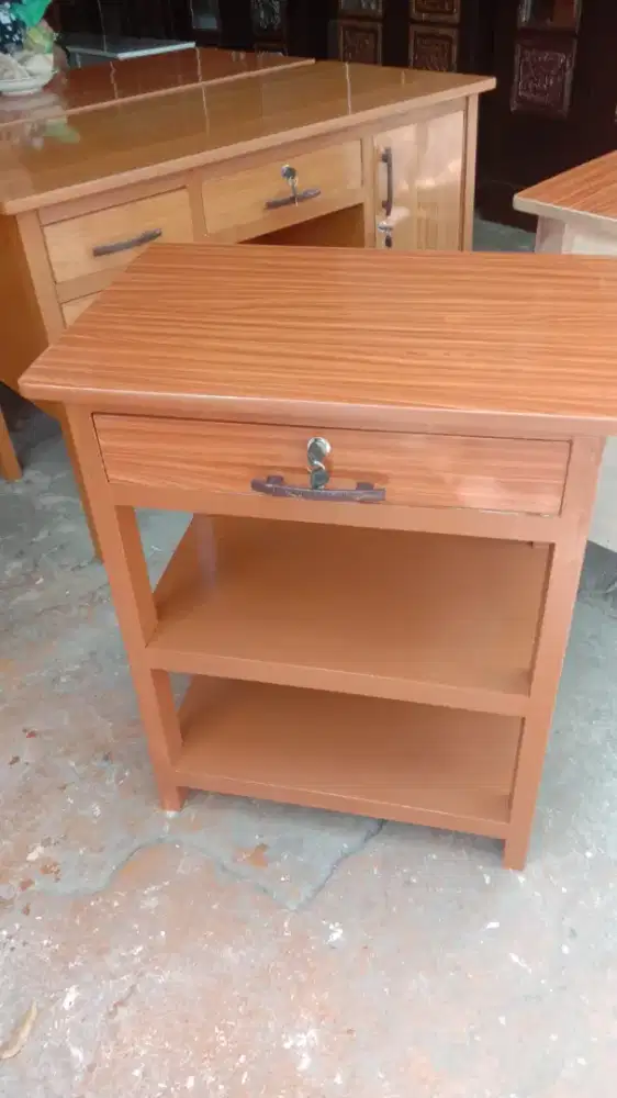 Meja Kayu Serbaguna Minimalis