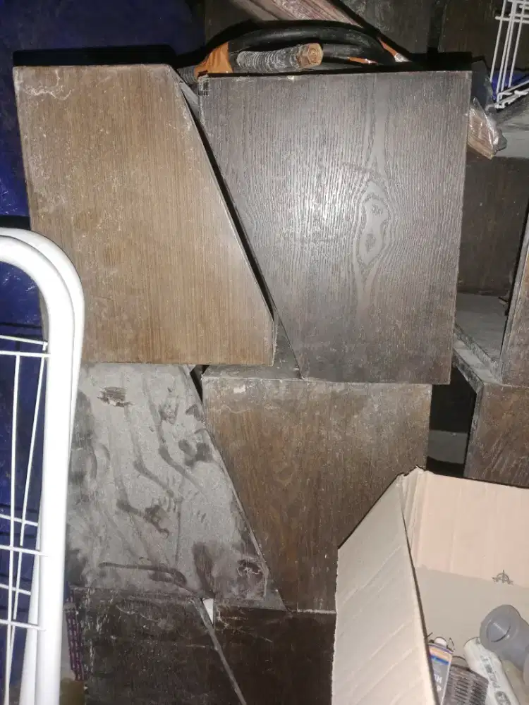 Rak kayu plywood bekas