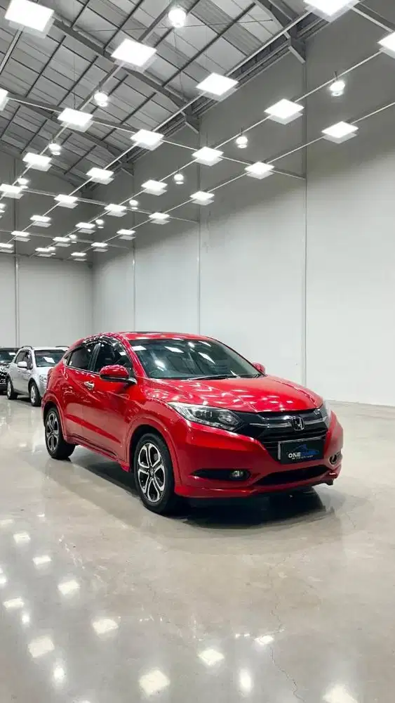 TDP10jt! Honda HRV 1.8 Prestige AT 2017, Plat W, Tgn 1, KM 74rb