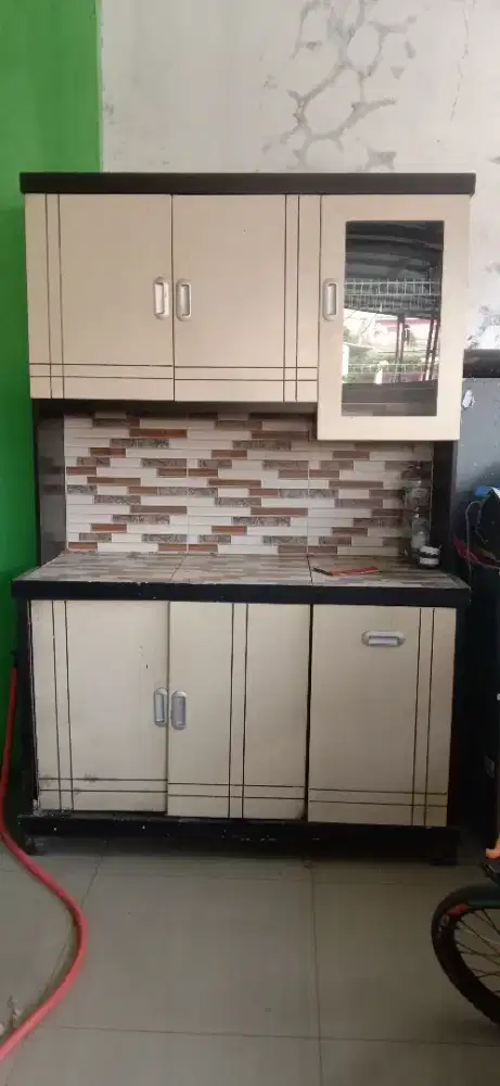 Kitchen Set kondisi 80%